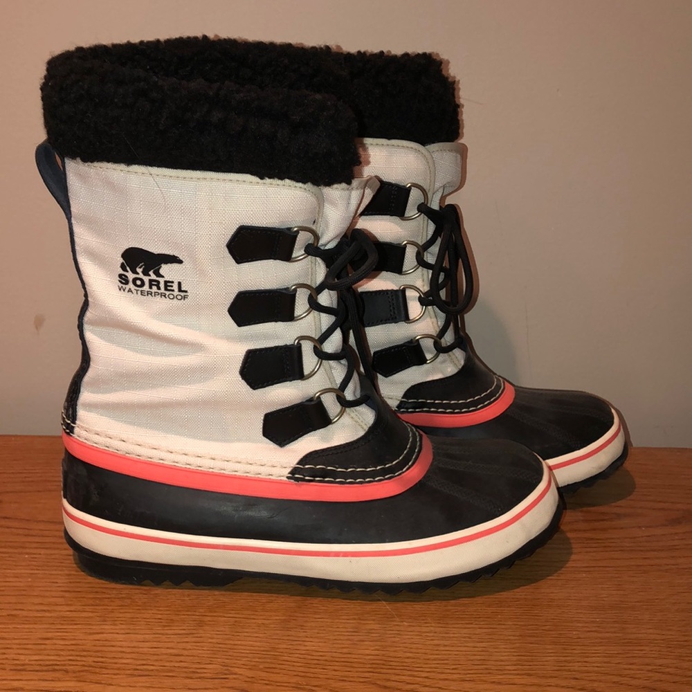 Waterproof sorel rain/snow boots!